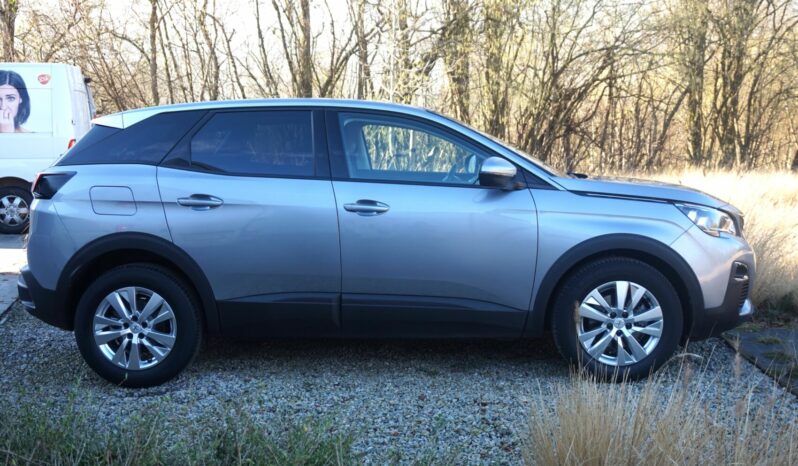 PEUGEOT 3008 full