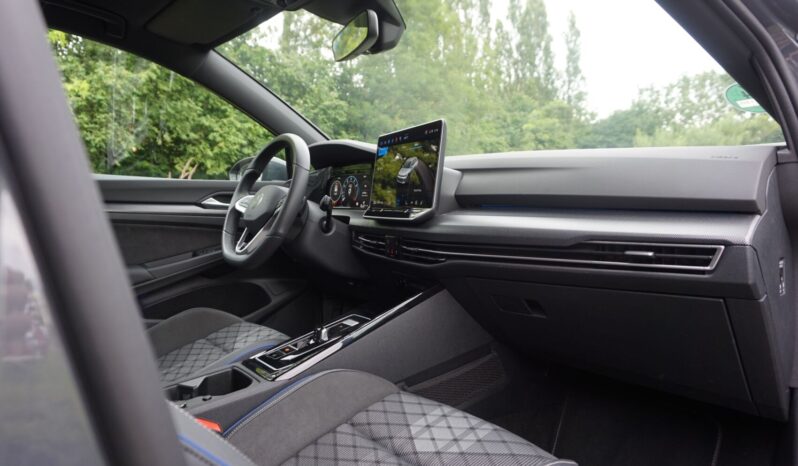 VW GOLF R-Line full